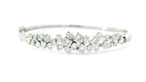 14k White Gold Diamond Mosaic Bangle LJI-10127