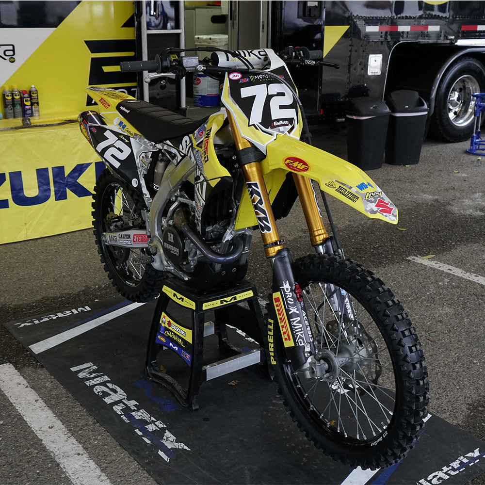 Suzuki RM Z250 Supercross Dirtbike | Skid Steer Solutions
