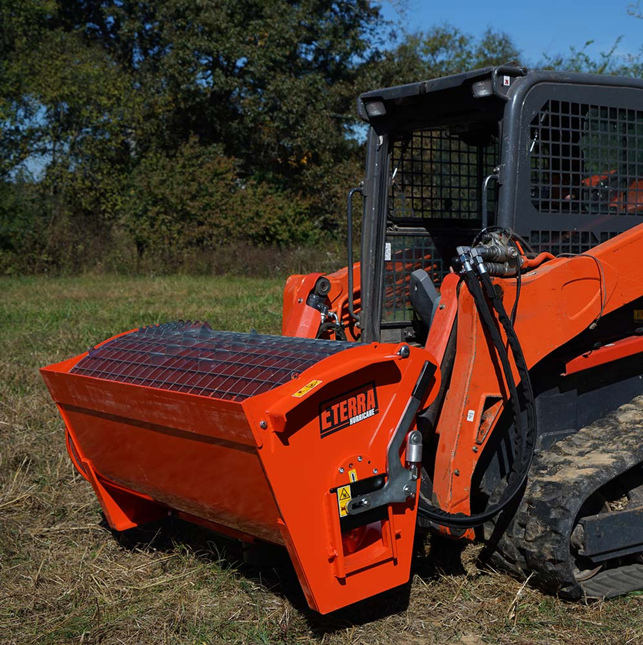 千田哲也『MONSTER SWEEPER type-LOAD』油彩 0603P Grizzly Hydraulic Sweeper Attachment for G41 Mini Loader #412000