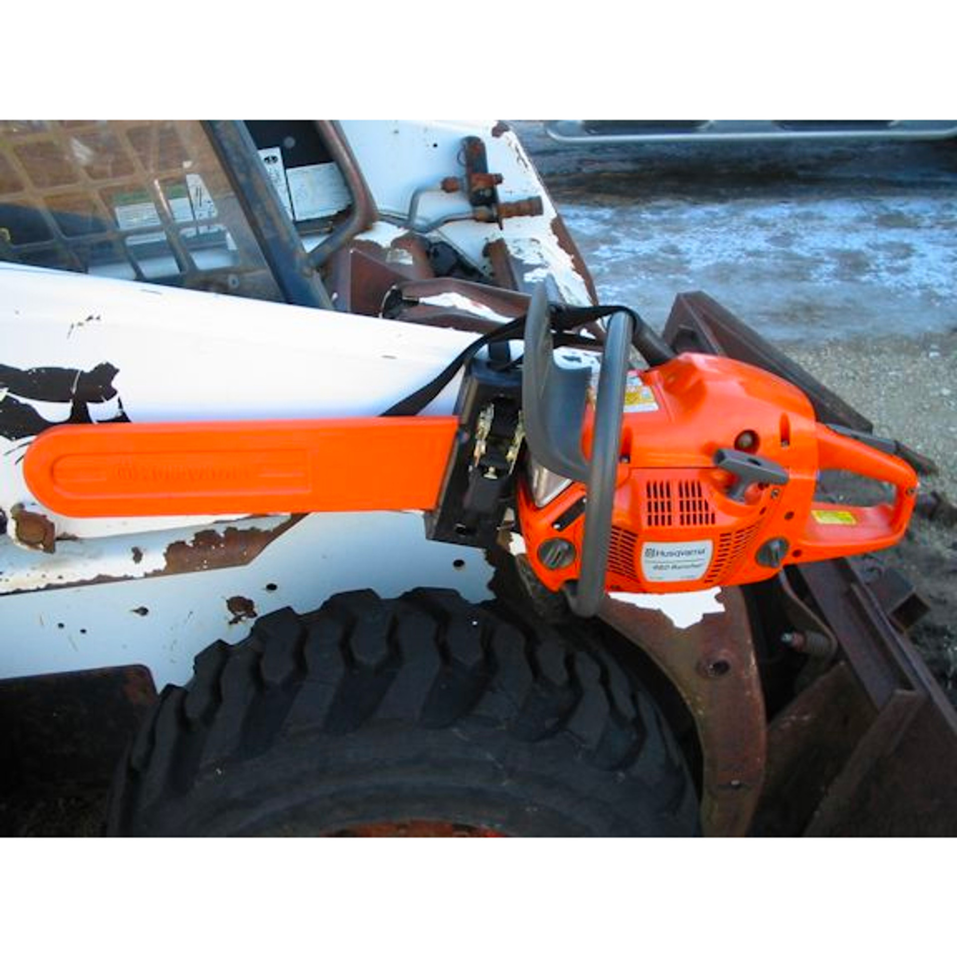 Beaver Squeezer Skid Steer Winch Attachment Skid Steer Solutions