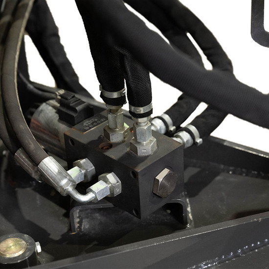 CID Skid Steer 6 Way Dozer Blade Attachment Skid Steer Solutions