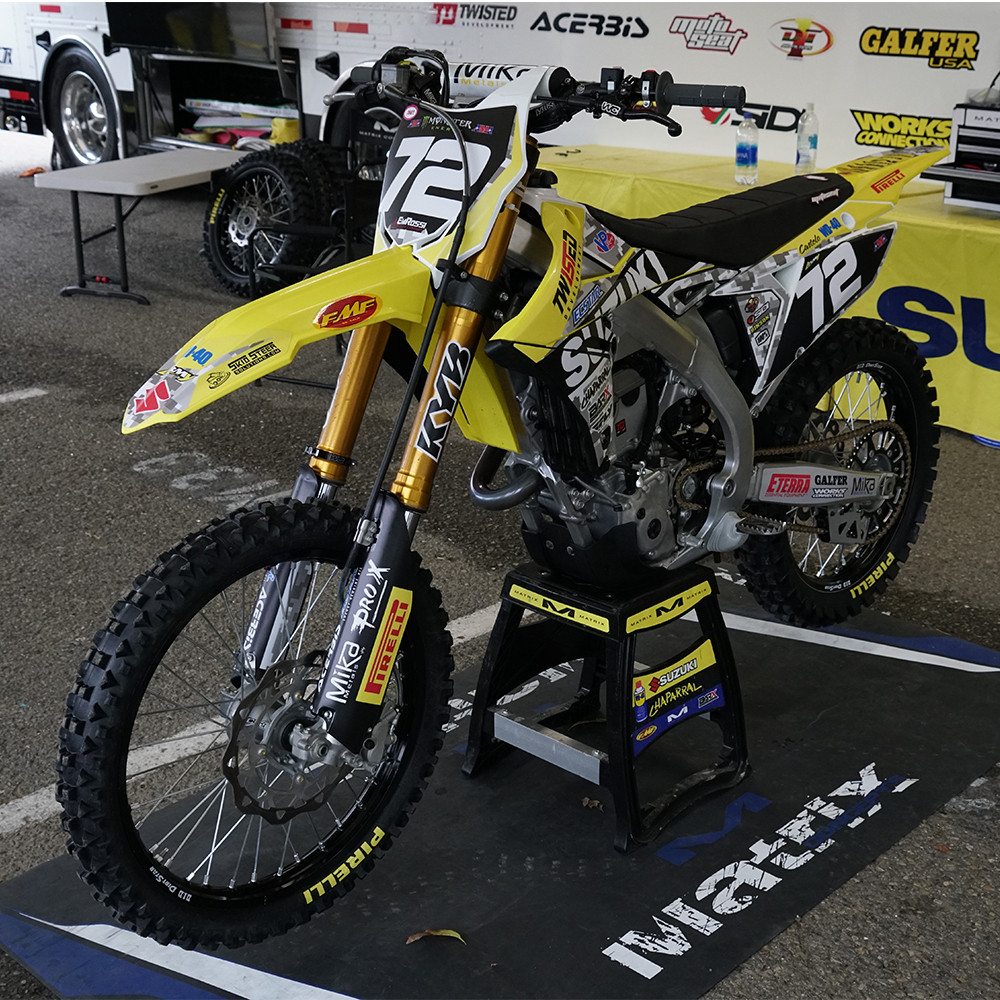 Suzuki RM Z250 Supercross Dirtbike | Skid Steer Solutions
