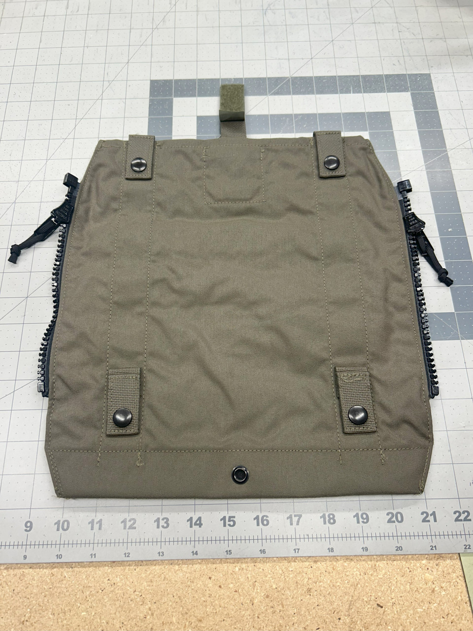 Crye MOLLE Zip Panel 1.0, Ranger Green, Size Large (GARAGE SALES)
