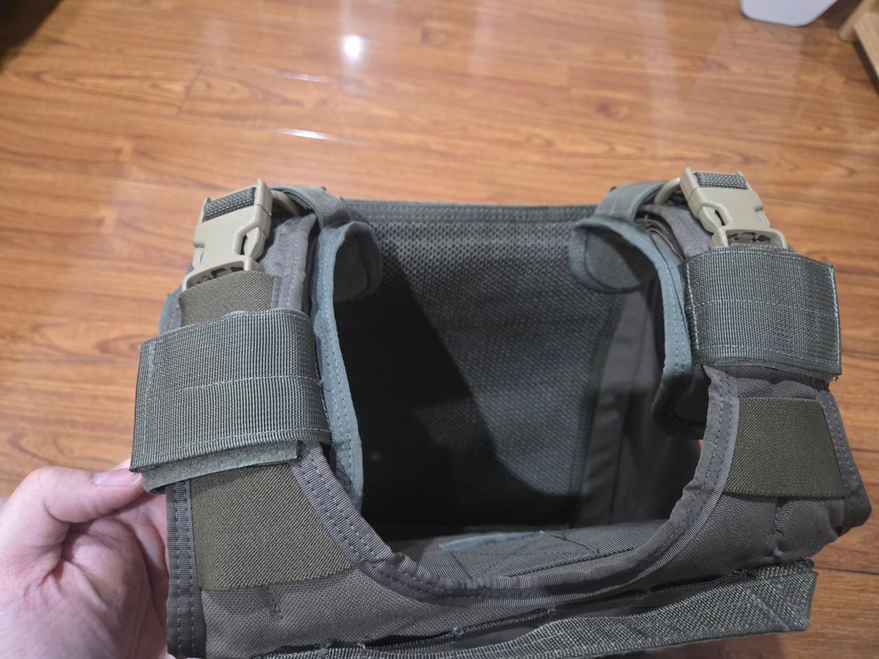 Eagle Industries MBAV, Size Large/X Large, Ranger Green (GARAGE SALES) Eagle Industries MBAV, Size Large/X Large, Ranger Green (GARAGE SALES)