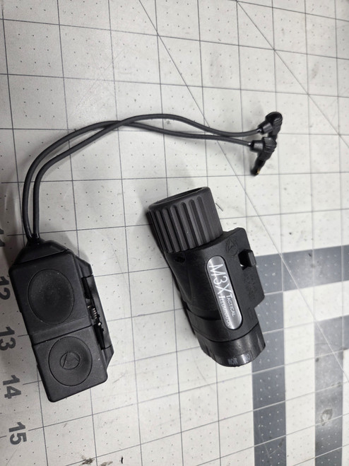 Insight M3X light with Dual Switch and L3 LED upgrade, Black (GARAGE SALES) Insight M3X light with Dual Switch and L3 LED upgrade, Black (GARAGE SALES)