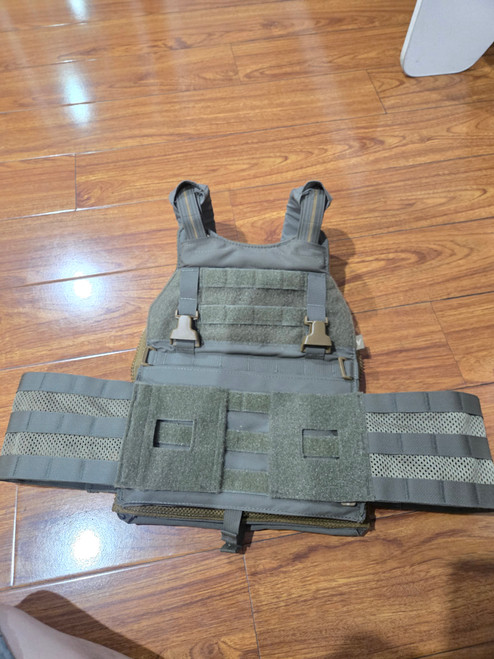 Velocity Systems Scarab, Size L, Ranger Green (GARAGE SALES)