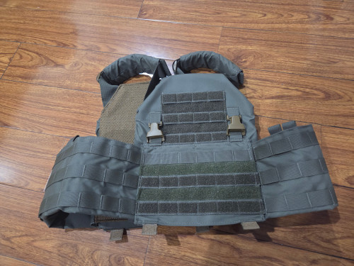 ATS Tactical Aegis V2, Size L, Ranger Green (GARAGE SALES)
