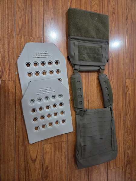 Ferro Concepts FCPC V5 Plate Bags plus goodies, Size Large, Ranger Green (GARAGE SALES)