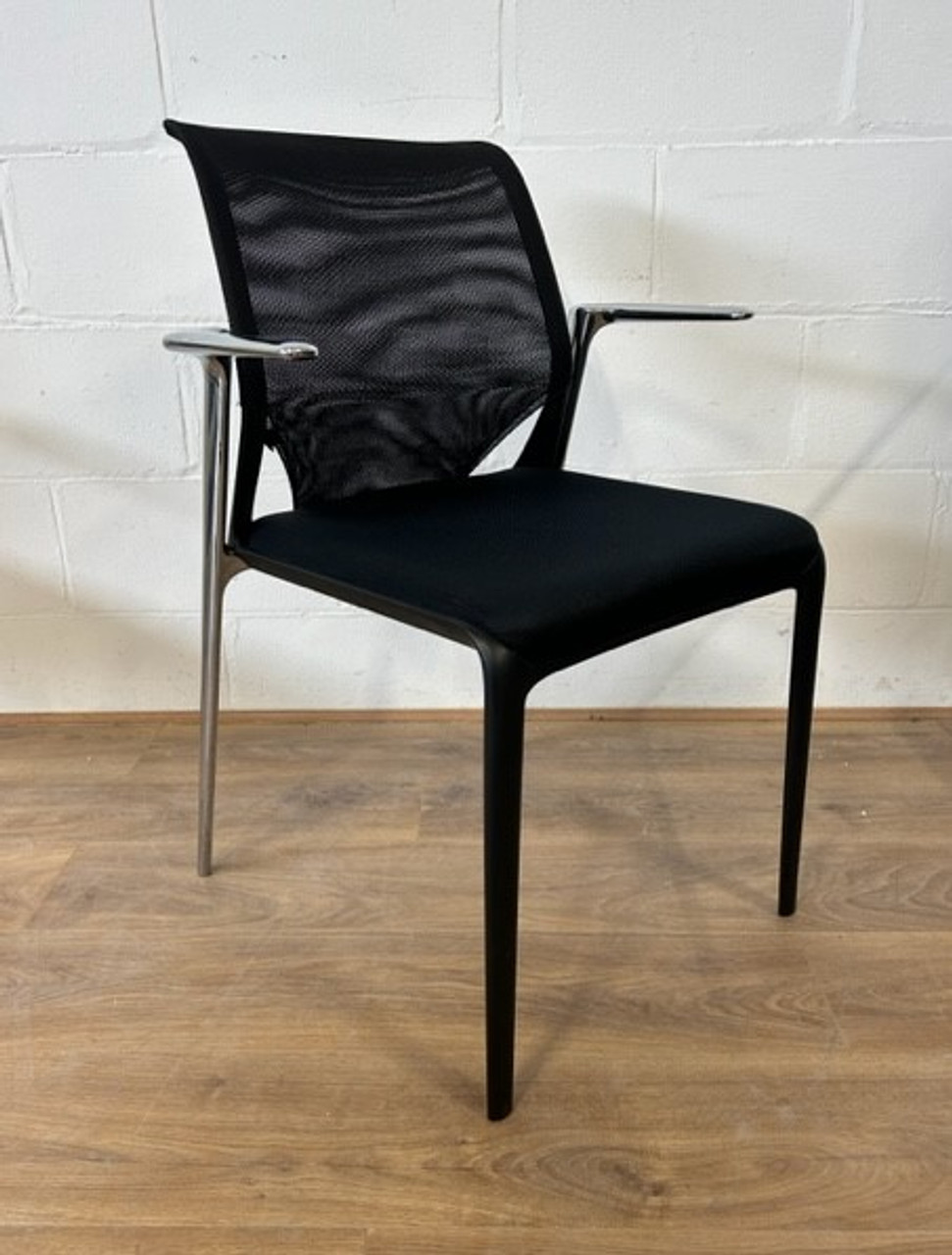 Used office furniture chelmsford_used vitra medaslim chairs