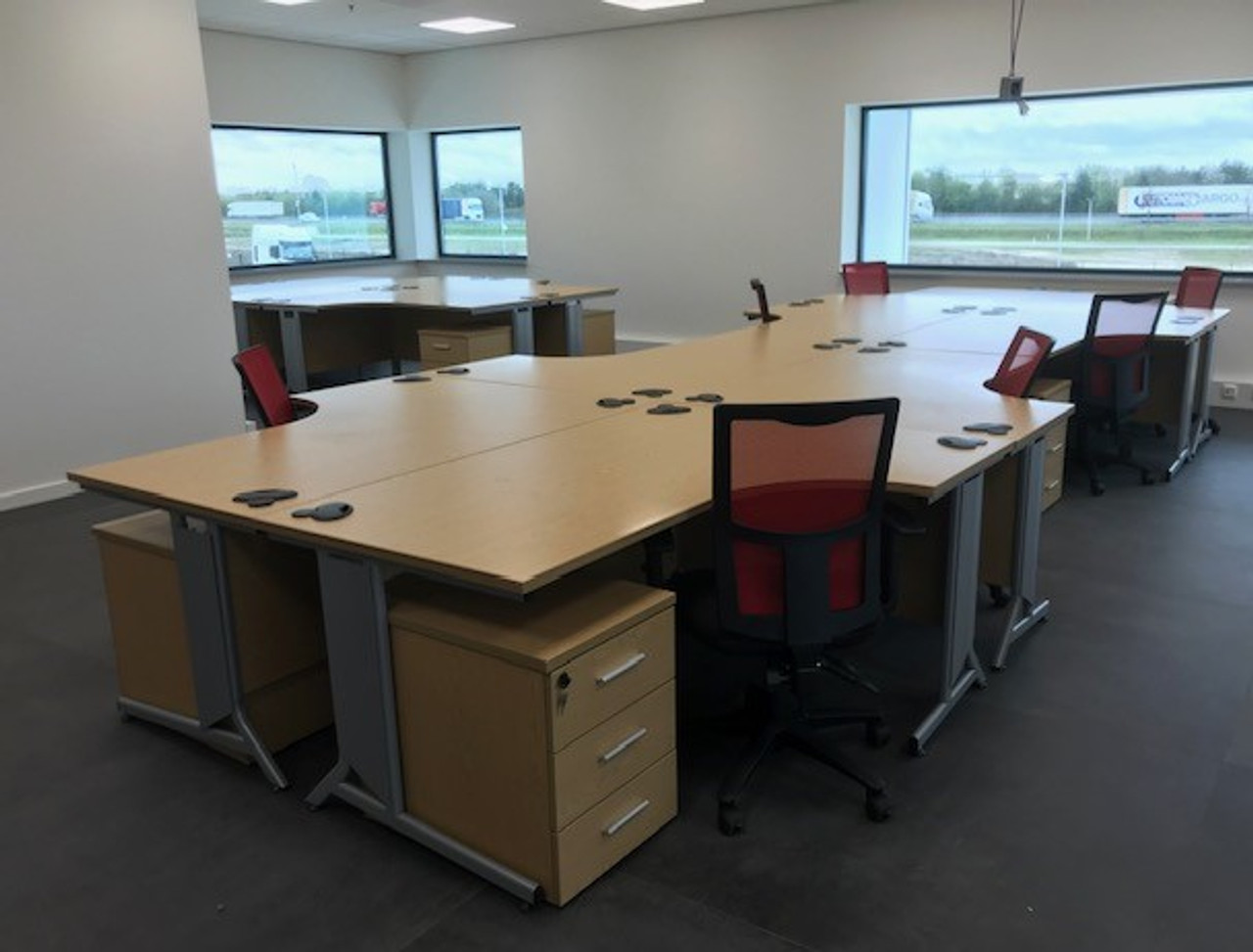 Office Furniture Essex_Office Fit Out_Office Installations London_Hermes Eindhoven The Netherlands