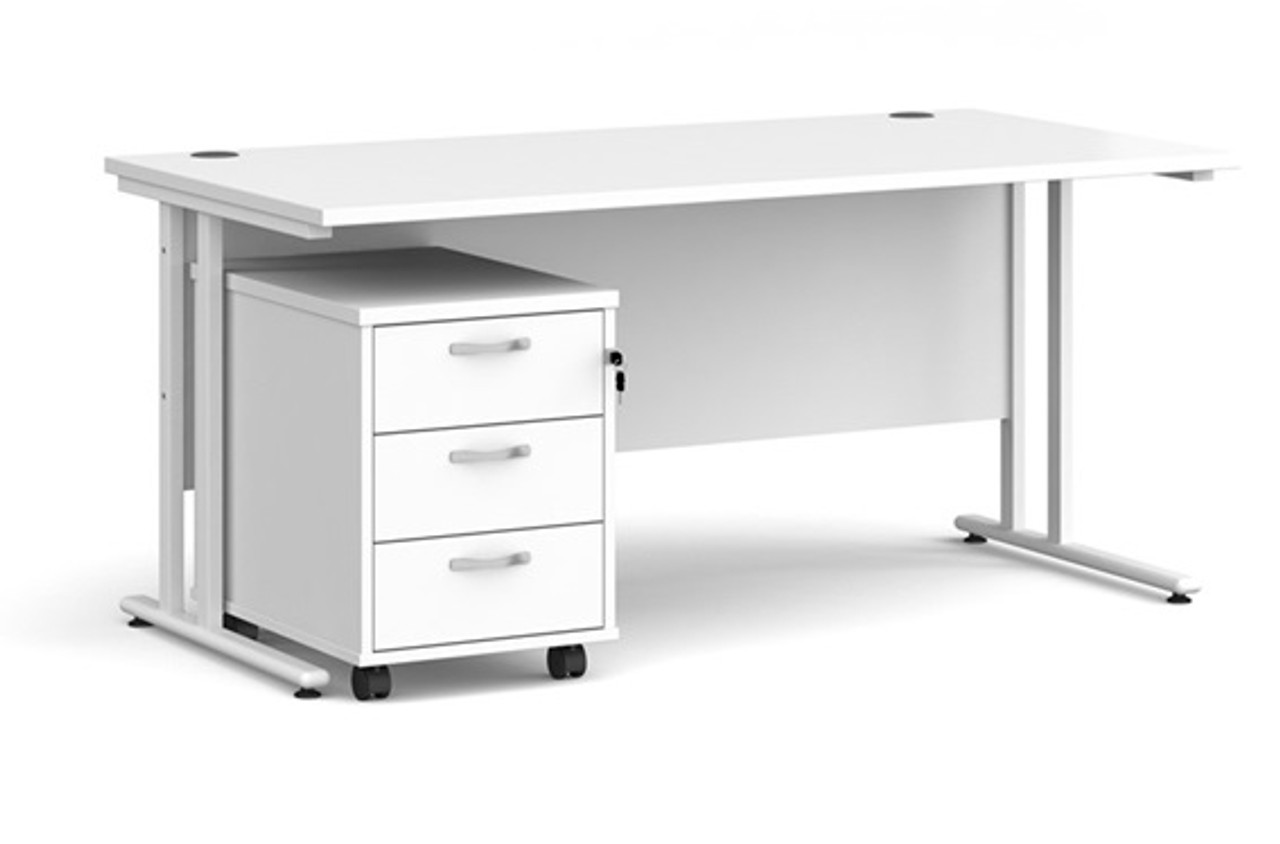 office furniture chelmsford essex_desks to buy in essex_quick delivery desks chelmsford