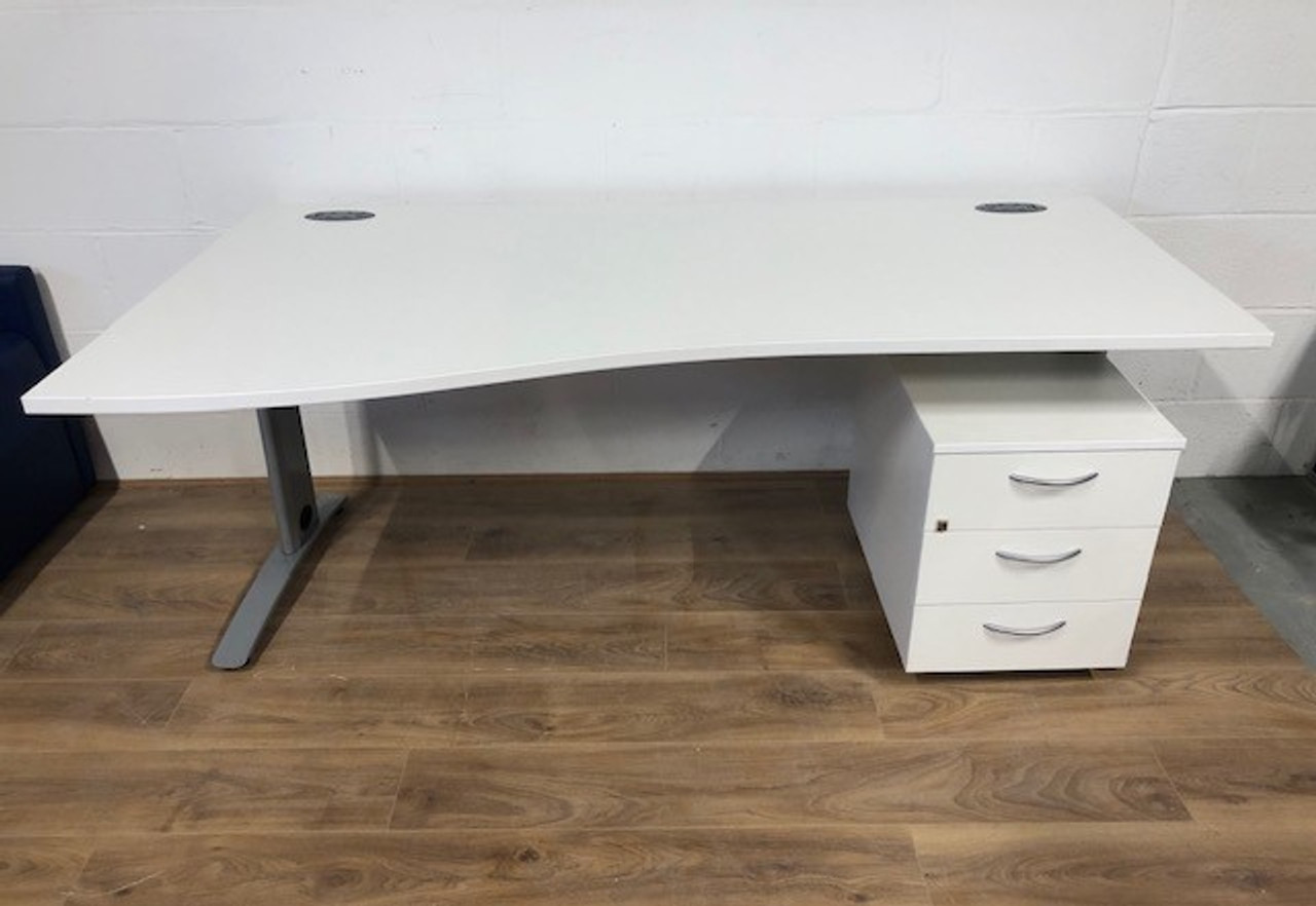 used desks in white_buy second hand desks essex_2nd hand office furniture chelmsford essex_large second hand desks for sale