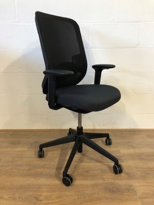 Office furniture to buy in essex_second hand orangebox do chairs to buy in essex_orangebox do chairs chelmsford to buy_used office furnitrure essex