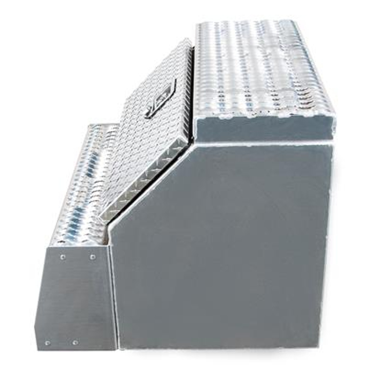 30"L X 25"W X 28"H Aluminum Step Saddle Box