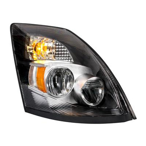 United Pacific makes a variety of headlight assemblies that will light up the road like never before. Applications are available for Peterbilt, Kenworth, Freightliner, and many more. Our headlights meet regulations for light emission and safety.