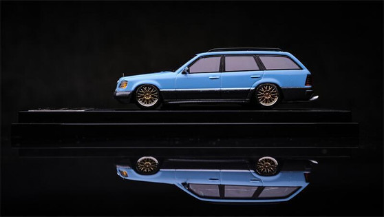 MERCEDES BENZ S124 STATION WAGON LOWERED BLUE WITH GOLD WHEELS 1/64 SCALE DIECAST CAR MODEL BY MORTAL MORMBBL