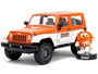 2017 JEEP WRANGLER & ORANGE M&M FIGURE 1/24 SCALE DIECAST CAR MODEL BY JADA TOYS 34401

