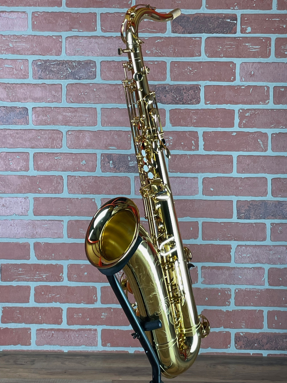 Shop Yamaha YTS-62 Professional Tenor Saxophone - Gold Lacquer