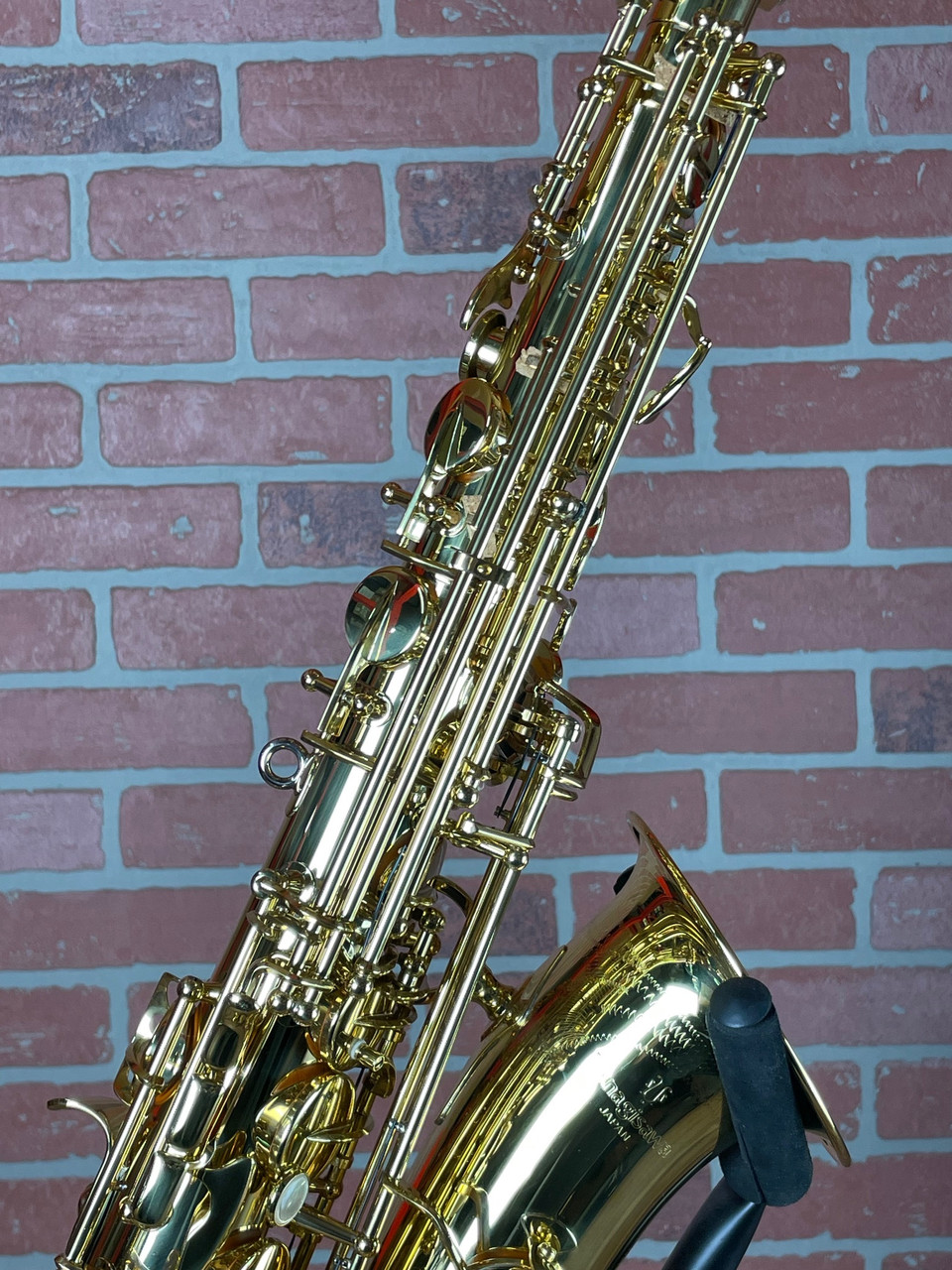 Shop Yanagisawa AWO1 Alto Saxophone - Professional Brass Model