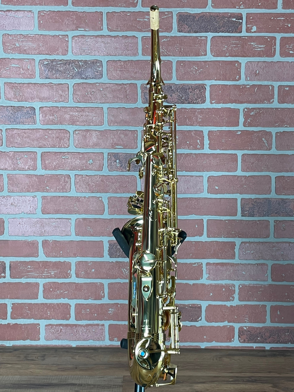Shop Yanagisawa AWO1 Alto Saxophone - Professional Brass Model