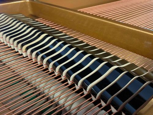 Samick SIG57 Mahogany Polish Grand Piano with Bench - SOLD Samick SIG57 Mahogany Polish Grand Piano with Bench - SOLD