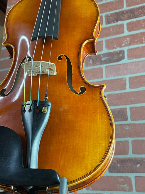 Shop Yamaha V7SG Violin 4/4 - Handcrafted Oil Finish | Piano