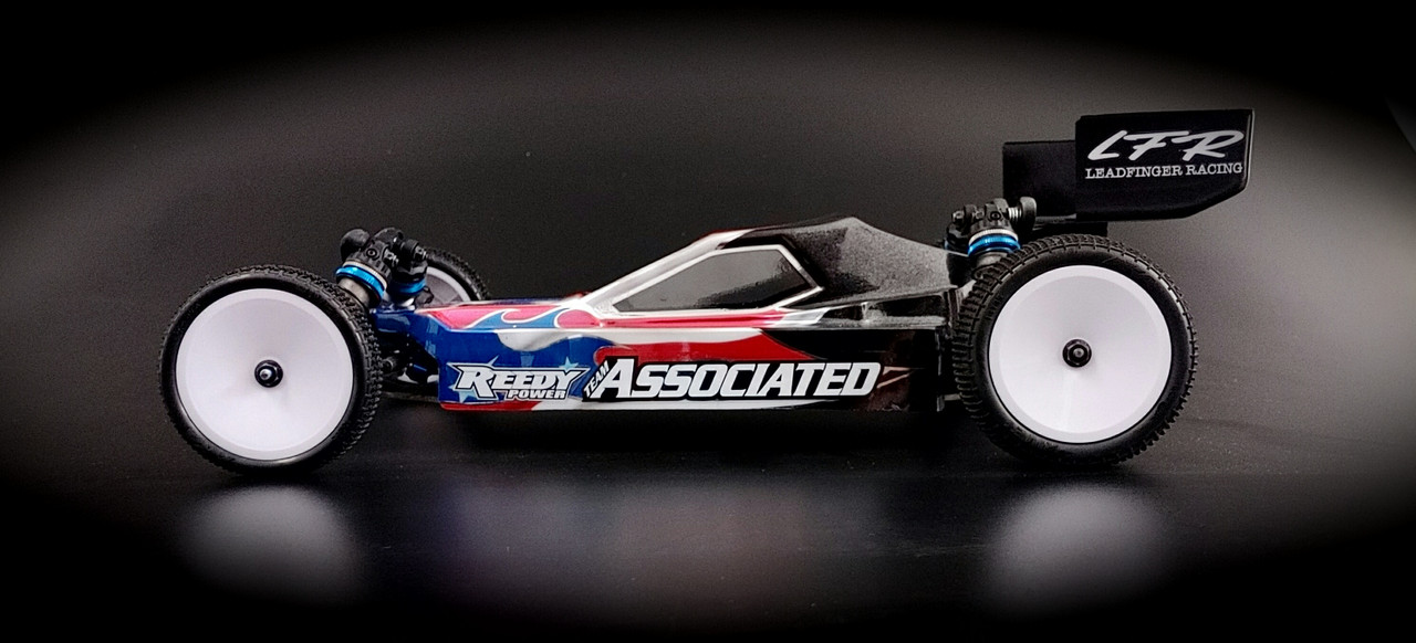 associated RC10 B6.4 バギー Team Associated RC10B6.4 & B6.4D 1/10th 2WD buggies - Circus