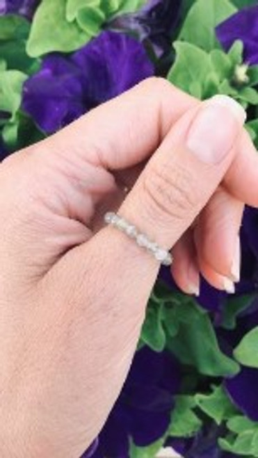 Ring/Gemstone Stretch - Labradorite Ring/Gemstone Stretch - Labradorite