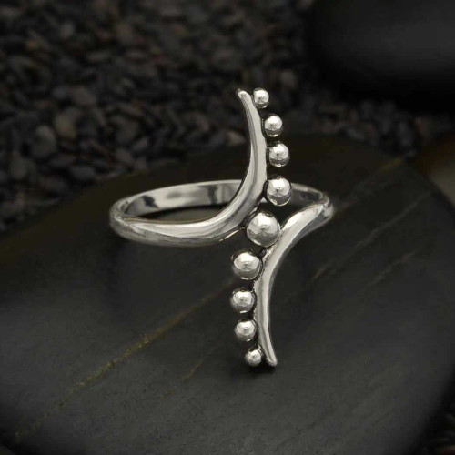 Ring - Curves & Dots Ring - Curves & Dots