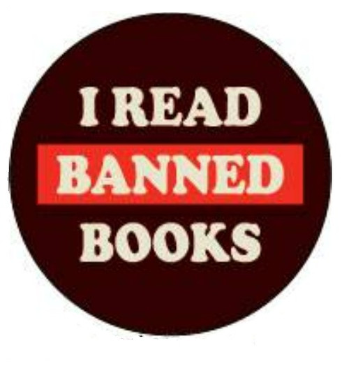 Button Pin - I READ BANNED BOOKS