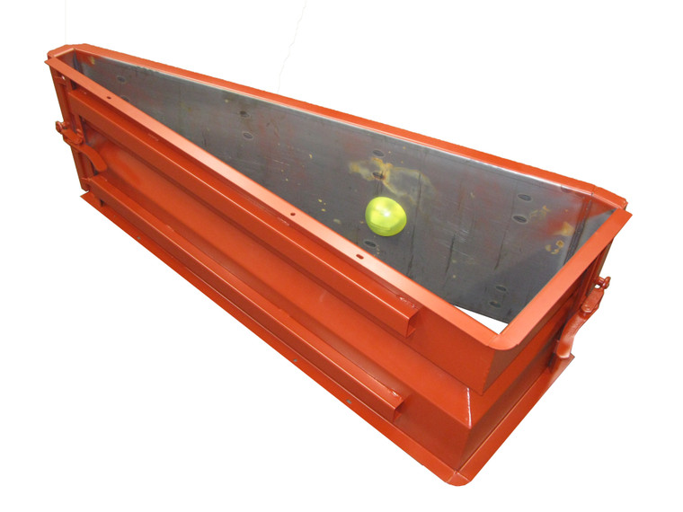 V-Interlock - 2' x 2' x 6' - Full Sloped End Form w/ Inner End "V"