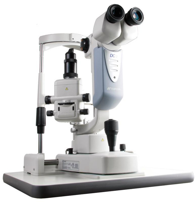 Topcon SL-D2 Digital-Ready Slit Lamp
