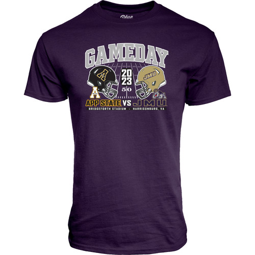 It is a long sleeve not a short sleeve as shown.