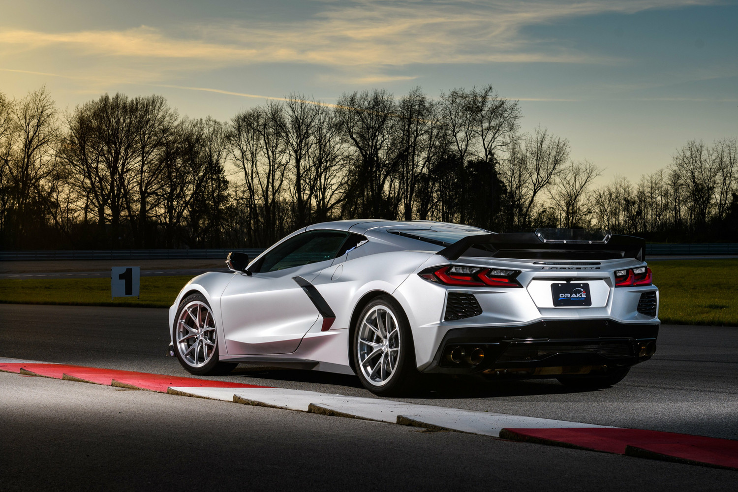 20-26+ C8 Corvette Rear Spoiler W/ Wicker Bill Attachment (Carbon 20-26+ C8 Corvette Rear Spoiler W/ Wicker Bill Attachment (Carbon