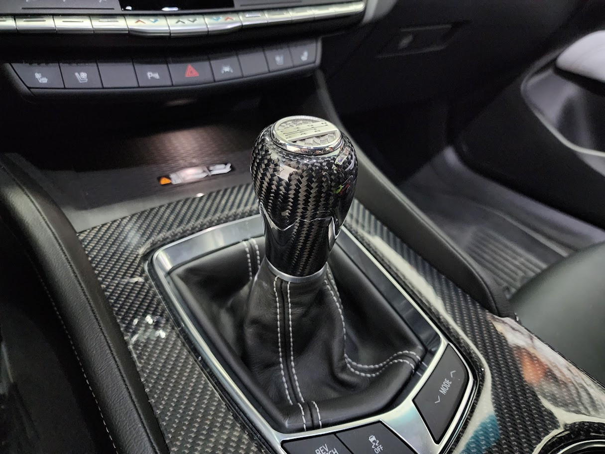 22-25+ Cadillac CT4-V/CT5-V Carbon Fiber Manual Shift Knob
