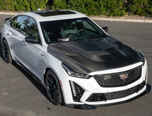 22-24-cadillac-ct5-v-blackwing-extended-carbon-fiber-front-splitter-eos