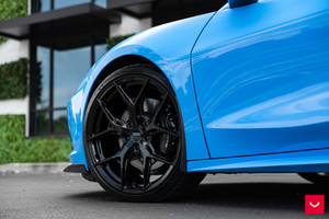 20-26-c8-corvette-hf-5-front-19x8-5-rear-20x11-wheel-set-gloss-black-vossen