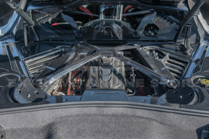 20-24-c8-corvette-carbon-fiber-strut-cover-w-o-mag-ride-eos installed showing both sides