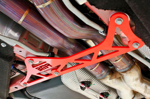 16-18-camaro-driveshaft-tunnel-brace-steel-bmr Installed
