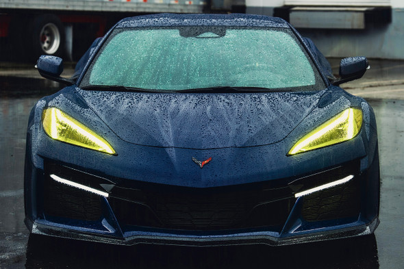 23-26-c8-corvette-z06-e-ray-grille-inserts-w-led-sequential-drl-s-carbon-flash-eos