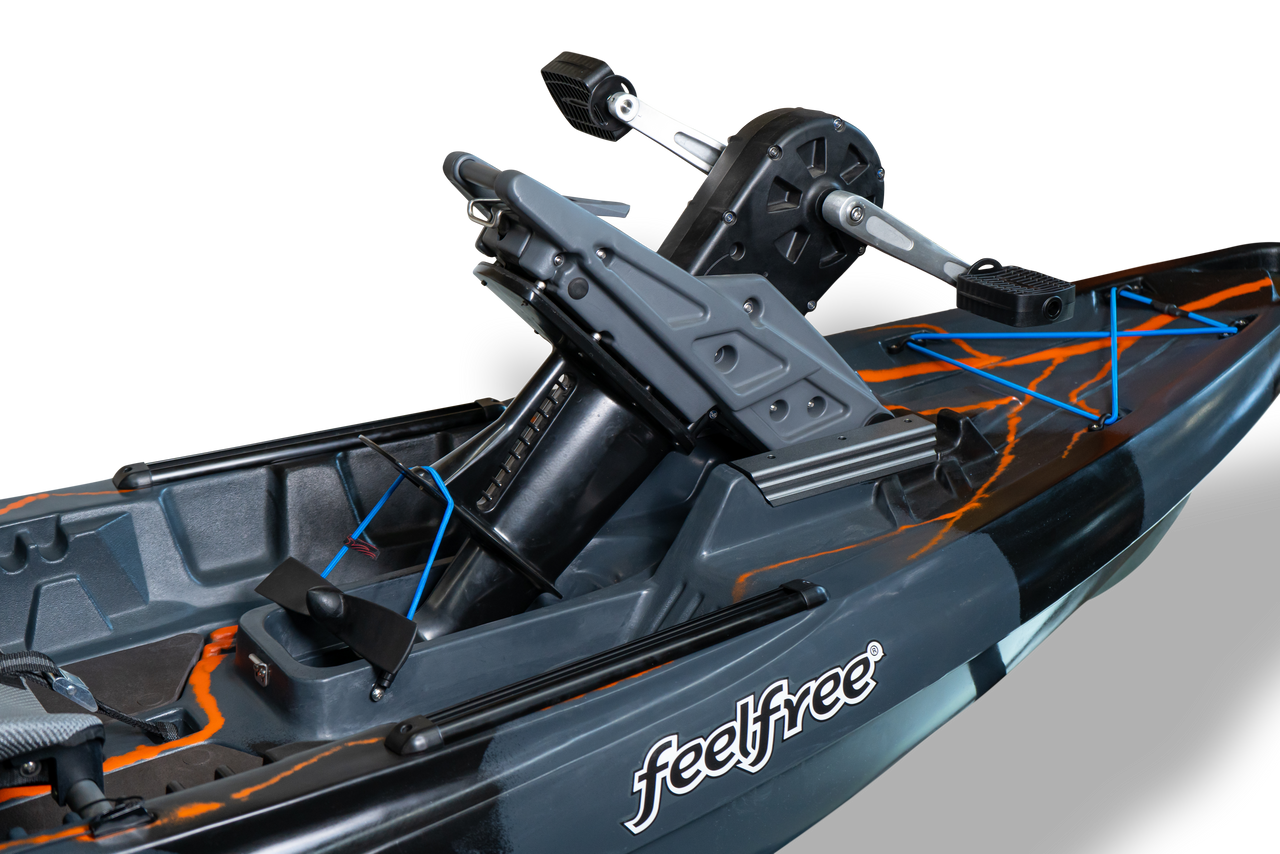 FeelFree Flash - Pedal Drive Fishing Kayak