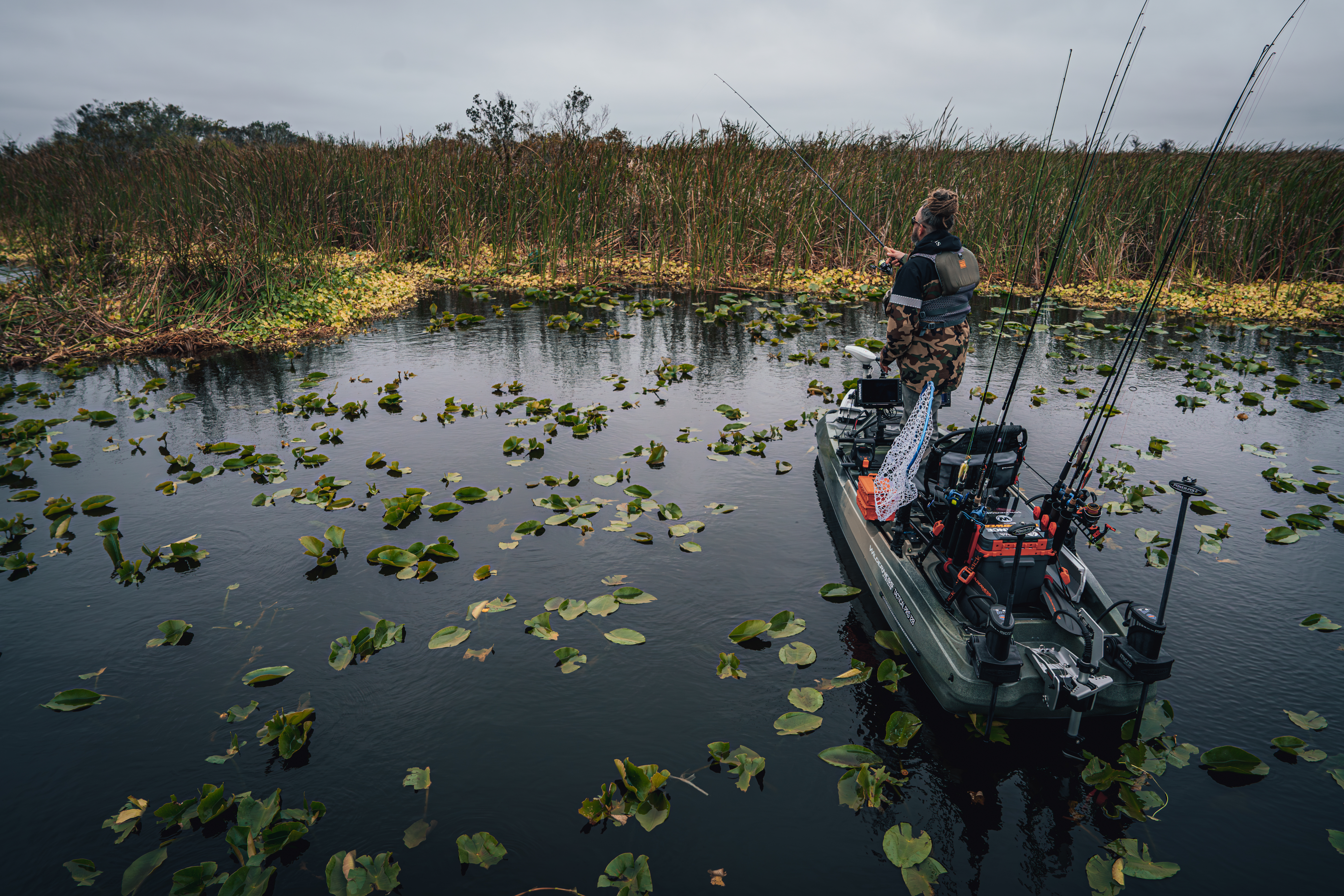 ws-25-tactical-pro-128-9751325182-casting-behind.jpg