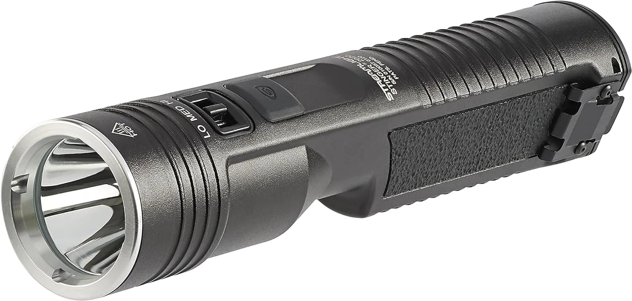 Streamlight Stinger 2020 2000 Lumen Flashlight (78100) | JB Tools Streamlight Stinger 2020 2000 Lumen Flashlight (78100) | JB Tools