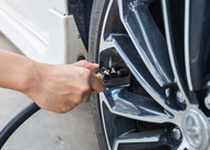 How to Use a Tire Pressure Gauge?