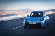 UK Engineers Build Prototype Hydrogen Car