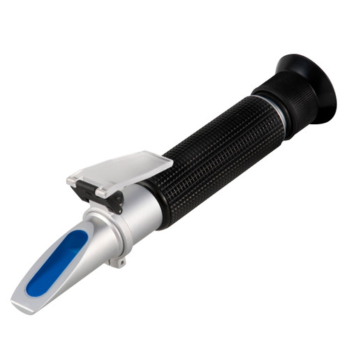 PCE Instruments Salt Meter Handheld Salinity Refractometer in white background, PCE Instruments Salt Meter Handheld Salinity Refractometer in a Case, PCE Instruments Salt Meter Handheld Salinity Refractometer Measurement