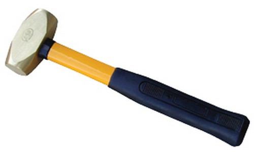 K Tool 71714 Brass Hammer, 16 oz, Non-Sparking, with Wooden Handle, Made in  U.S.A.