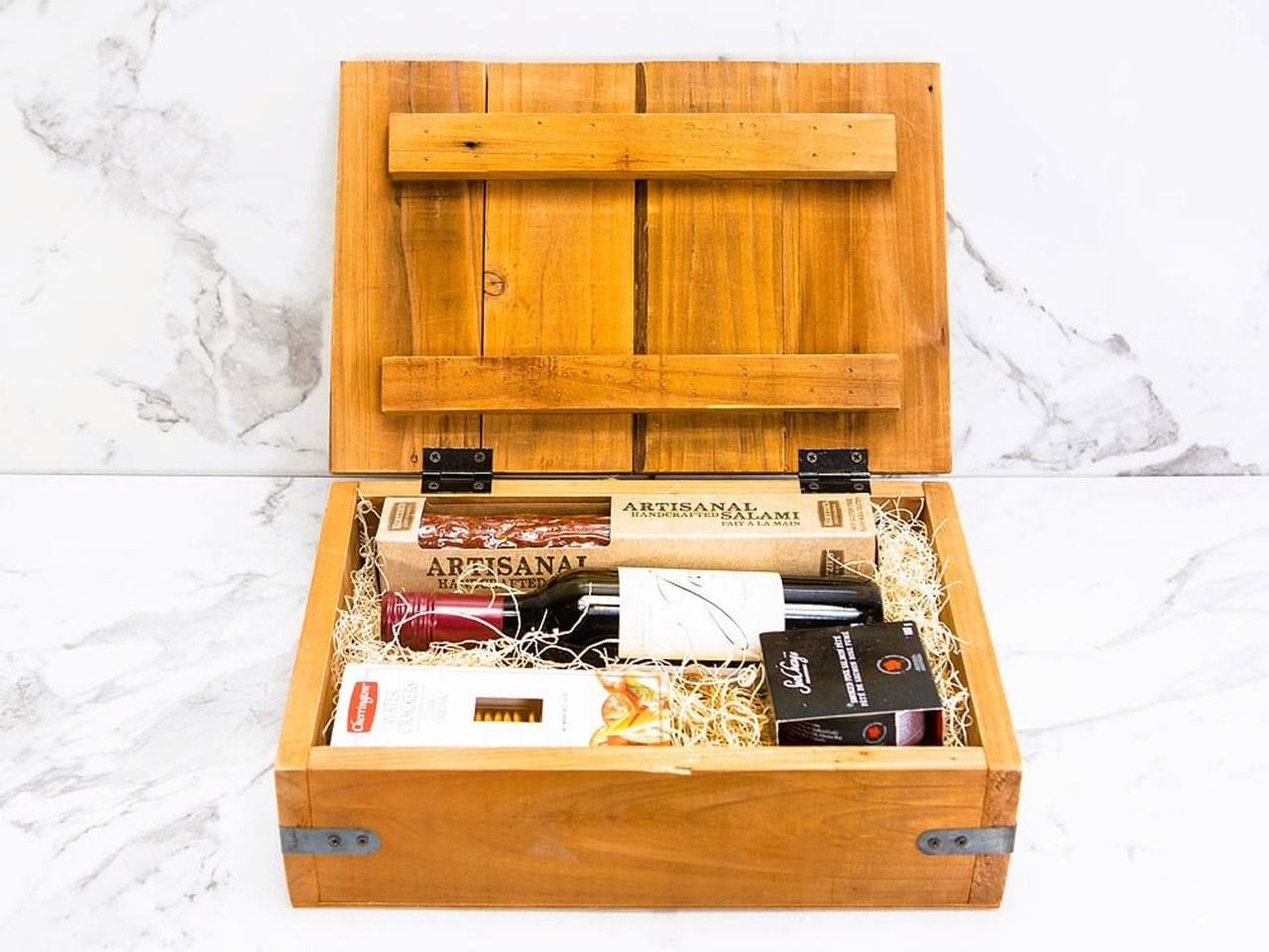 Buy/Send Perfect Gift Hamper For Men Online- FNP