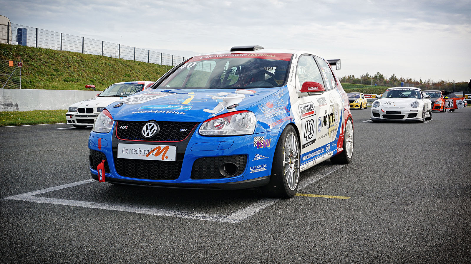 dm-motorsport-mk5-golf-race-car.png