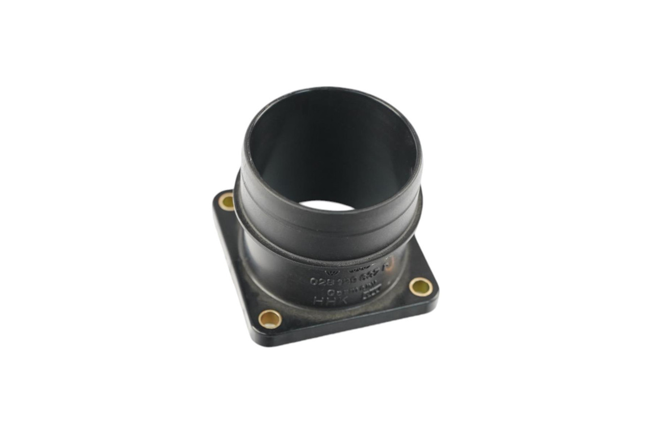 OE 1.9 SDI (Snail) Inlet Manifold EGR Outlet - 028129637P OE 1.9 SDI (Snail) Inlet Manifold EGR Outlet - 028129637P